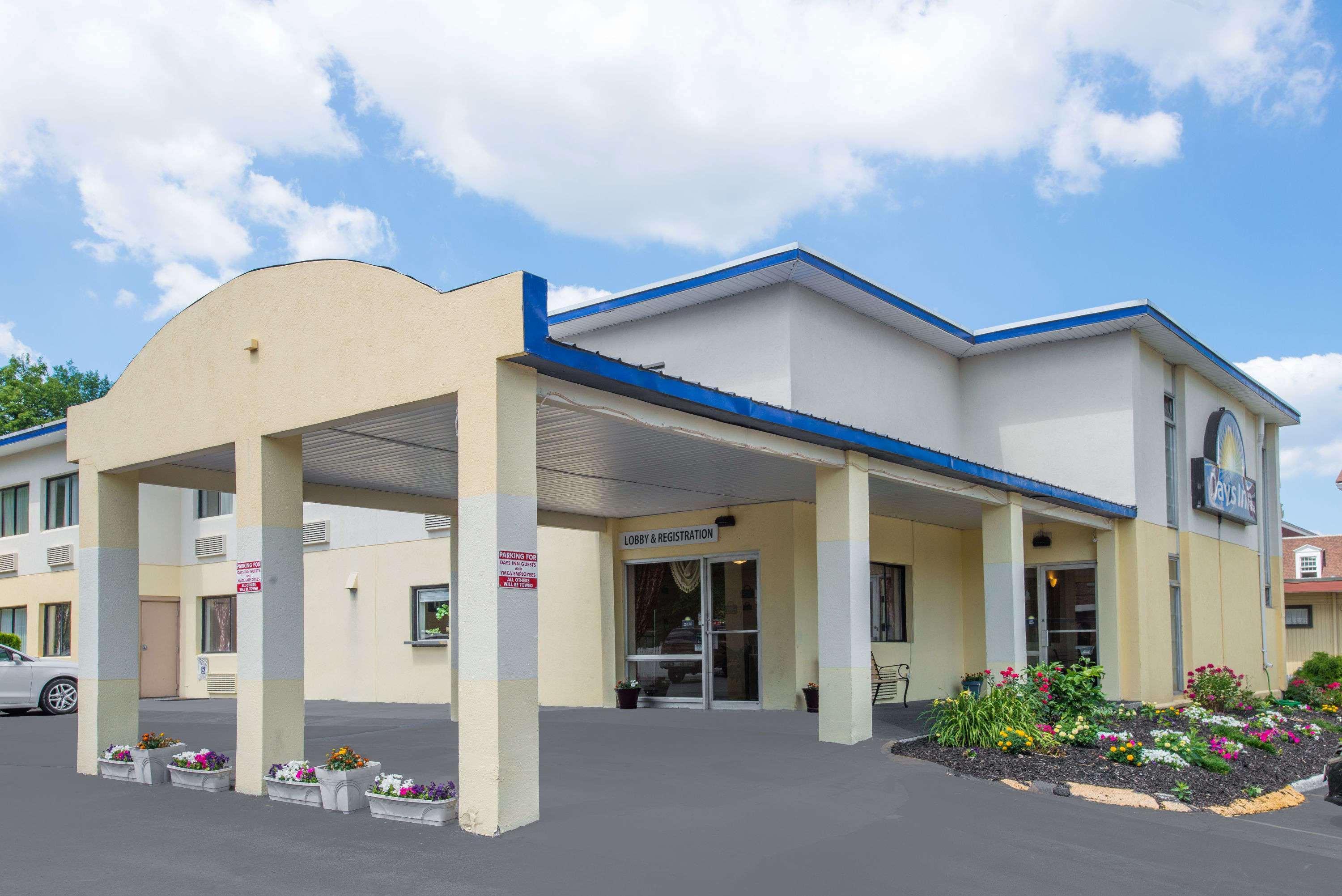 奥本 / 手指湖地区戴斯酒店 外观 照片
